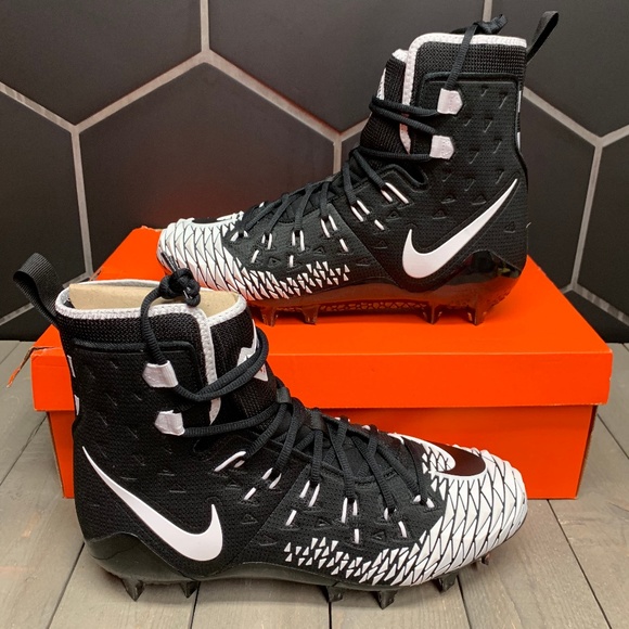 nike force savage cleats
